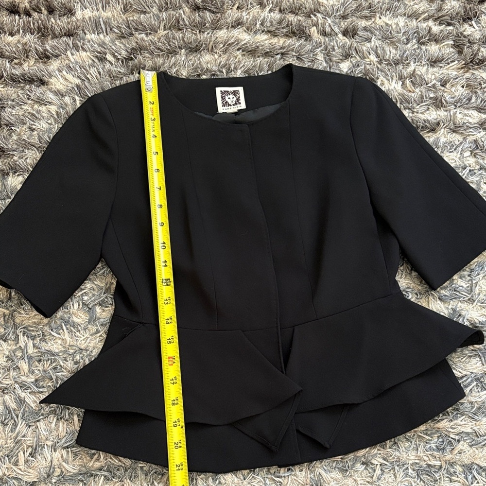 Anne Klein Elegant Black Peplum Pantsuit, Size 0P, Waist 28” - Picture 4 of 14